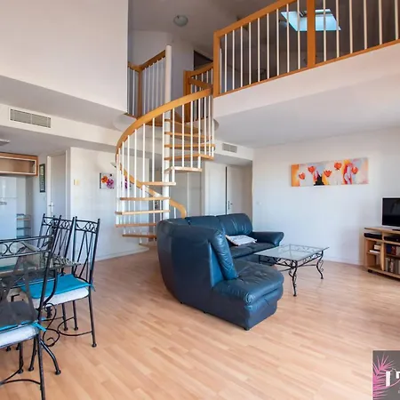 Grand Duplex Avec Terrasse Et Piscine - Fr-1-825-62 Apartment La Rochelle (Charente-Maritime)